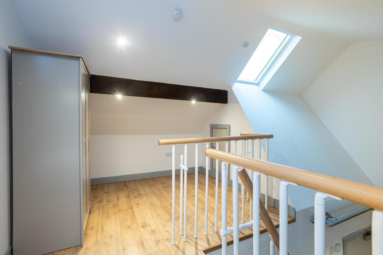 Pillo Rooms Serviced Apartments - Salford Manchester Ngoại thất bức ảnh