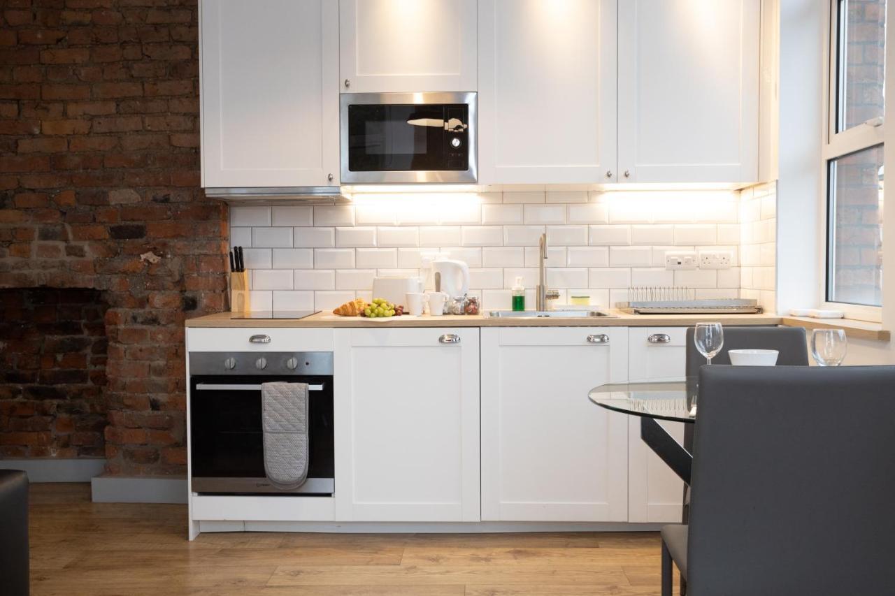 Pillo Rooms Serviced Apartments - Salford Manchester Ngoại thất bức ảnh