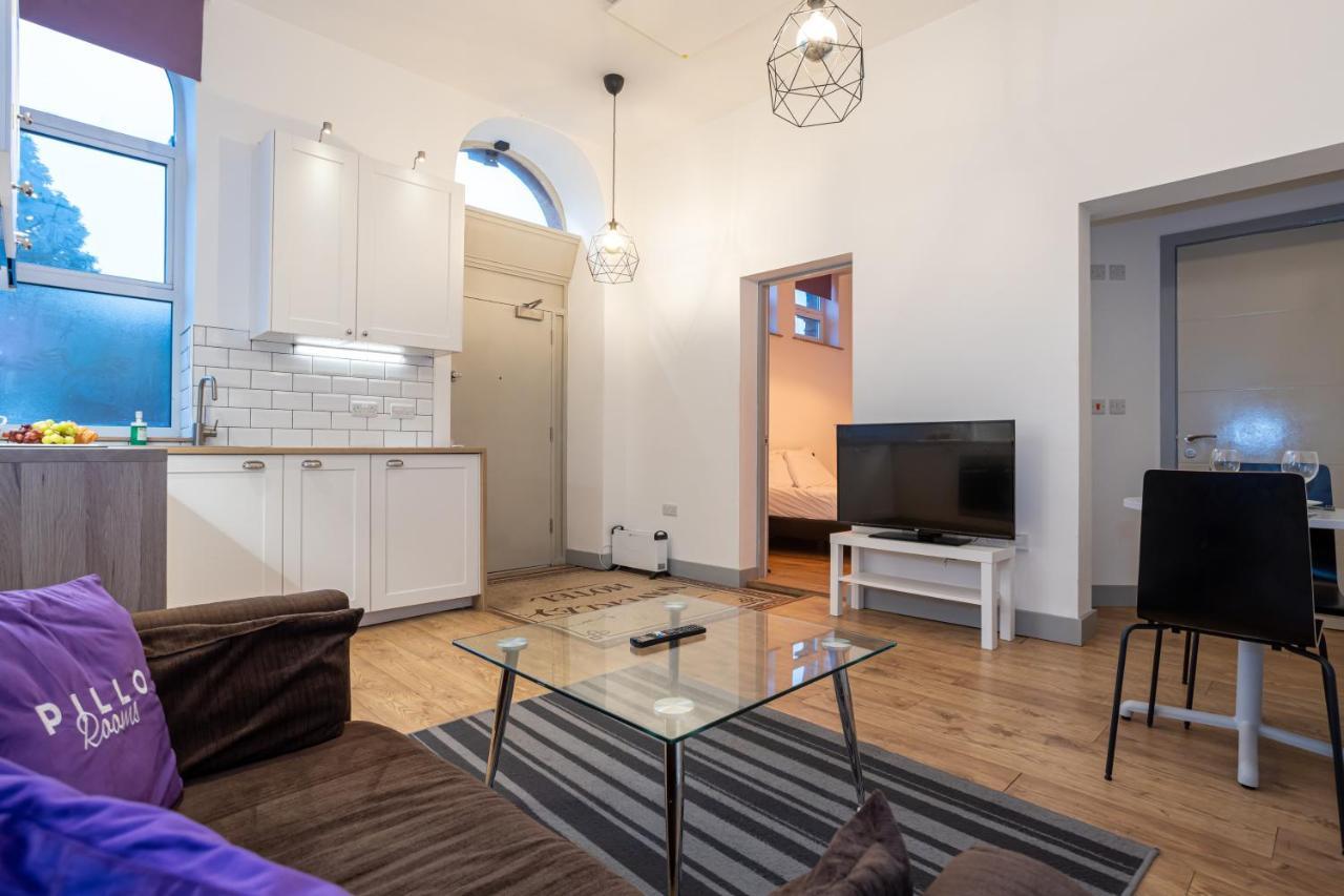 Pillo Rooms Serviced Apartments - Salford Manchester Ngoại thất bức ảnh