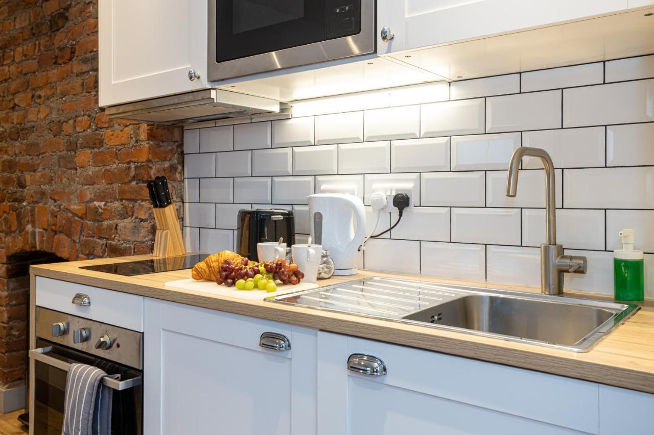 Pillo Rooms Serviced Apartments - Salford Manchester Ngoại thất bức ảnh