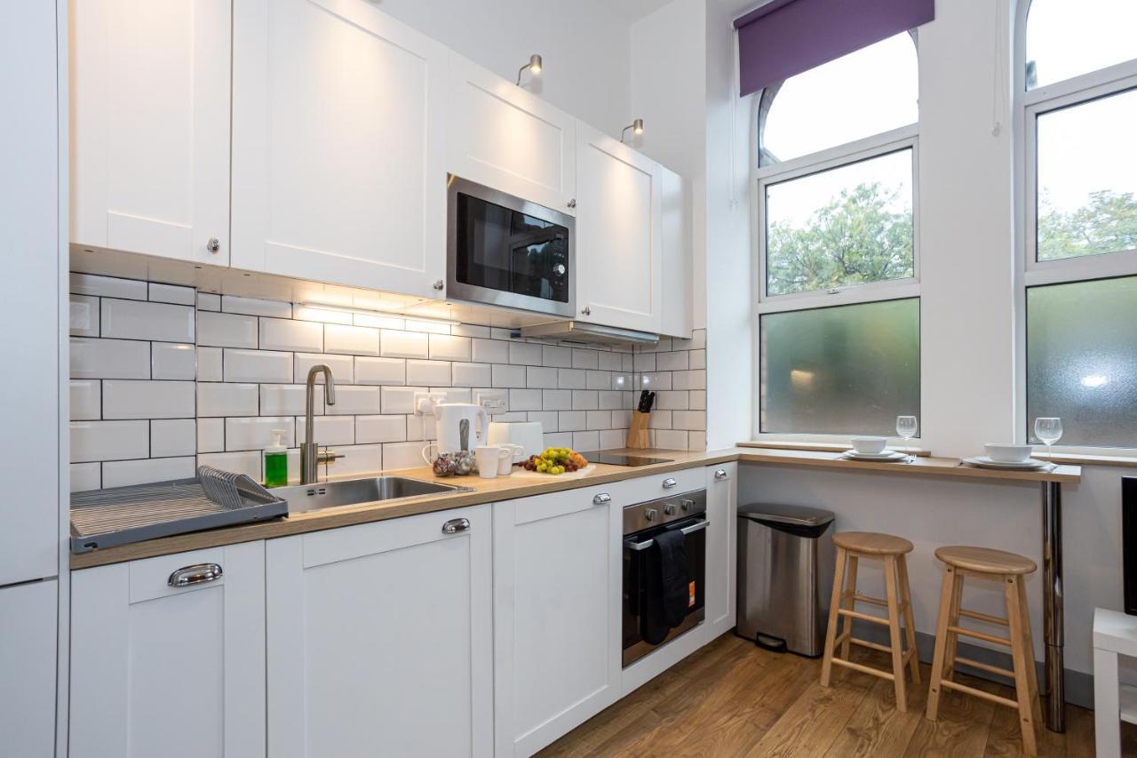 Pillo Rooms Serviced Apartments - Salford Manchester Ngoại thất bức ảnh