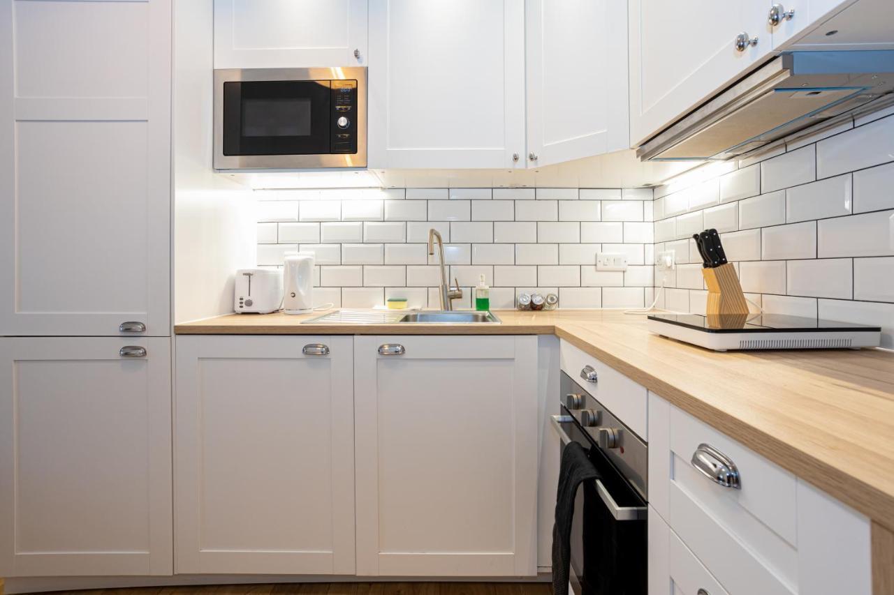Pillo Rooms Serviced Apartments - Salford Manchester Ngoại thất bức ảnh